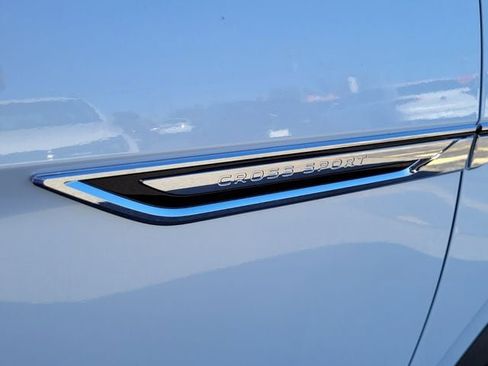 New 2026 Volkswagen Atlas Cross Sport SE AWD/4WD image 12