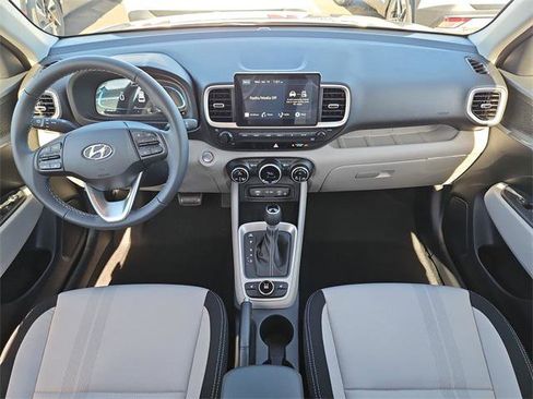 New 2026 Hyundai Venue SEL image 9