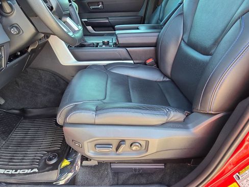 Used 2024 Toyota Sequoia Platinum AWD/4WD image 16