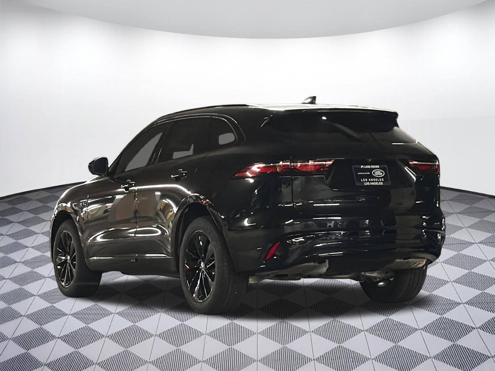 New 2026 Jaguar F-PACE R-Dynamic S AWD/4WD image 3