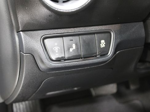 Used 2023 Kia Forte LXS w/ LXS Technology Package image 7