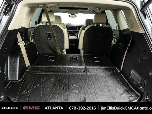 Used 2020 Buick Enclave Premium w/ Sun and Sites Package FWD image 34