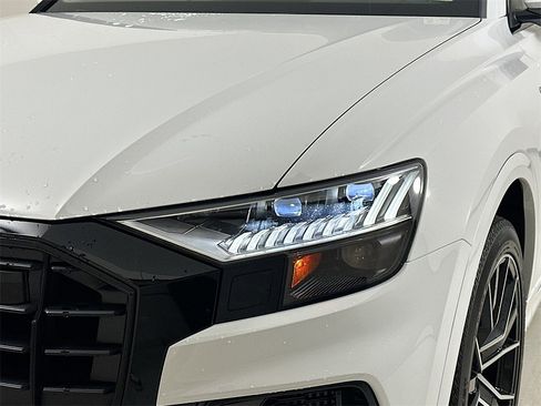Used 2021 Audi Q8 Premium Plus w/ Premium Plus Package image 21
