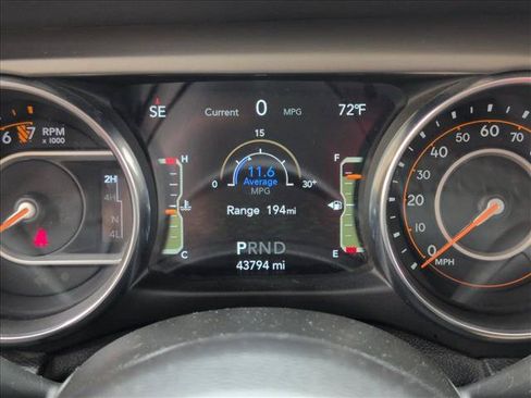 Used 2021 Jeep Gladiator Sport AWD/4WD image 11
