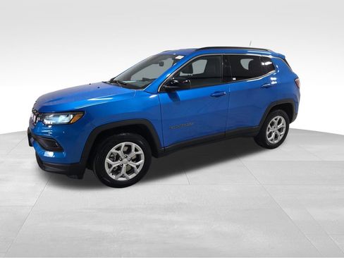 Certified 2024 Jeep Compass Latitude w/ Convenience Group AWD/4WD image 23
