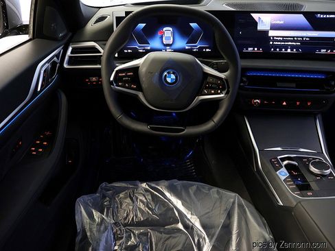 New 2026 BMW i4 xDrive40i image 15