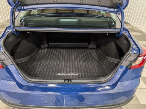 Used 2025 Toyota Camry LE image 23