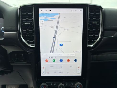 Used 2025 Ford Ranger Lariat w/ FX4 Off-Road Package image 19