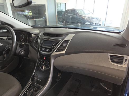 Used 2016 Hyundai Elantra SE w/ Option Group 02 FWD image 28