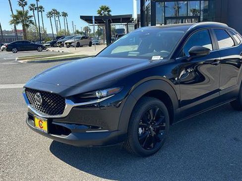 New 2025 MAZDA CX-30 AWD 2.5 S w/ Select Sport Pkg image 13