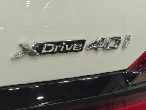 Used 2022 BMW X7 xDrive40i w/ M Sport Package AWD/4WD image 91