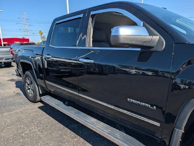 Used 2017 GMC Sierra 1500 Denali w/ Denali Ultimate Package AWD/4WD image 11