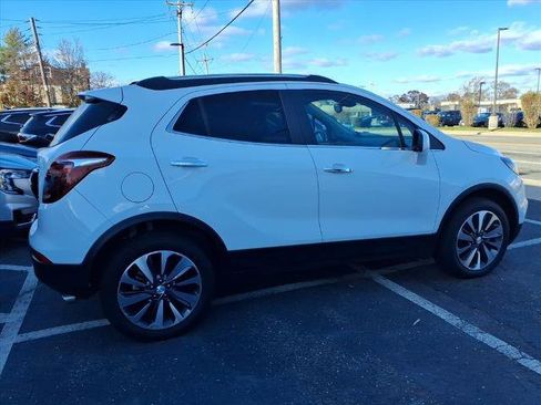 Used 2022 Buick Encore Preferred w/ Safety Package image 4