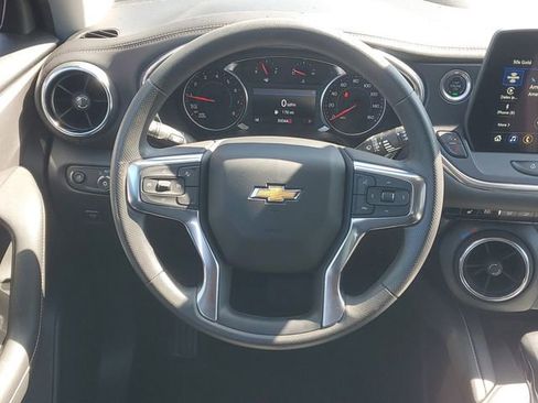 Certified 2024 Chevrolet Blazer LT w/ Convenience Package FWD image 13