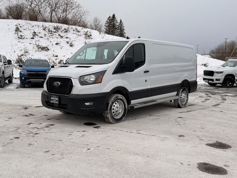 Used 2023 Ford Transit 250 Low Roof AWD w/ Exterior Upgrade Package image 3