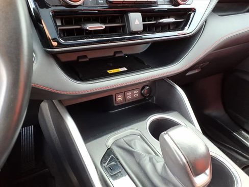 Certified 2023 Toyota Highlander XSE image 23