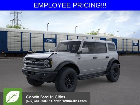 New 2026 Ford Bronco Outer Banks AWD/4WD image 2