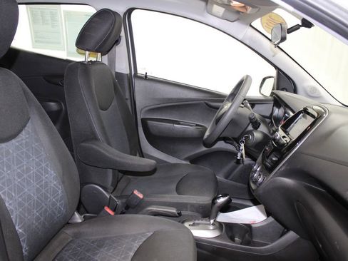 Used 2021 Chevrolet Spark LS image 27