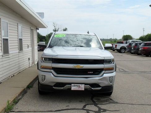 Used 2018 Chevrolet Silverado 1500 LT w/ All Star Edition AWD/4WD image 5