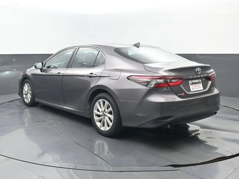 Used 2023 Toyota Camry LE FWD image 3