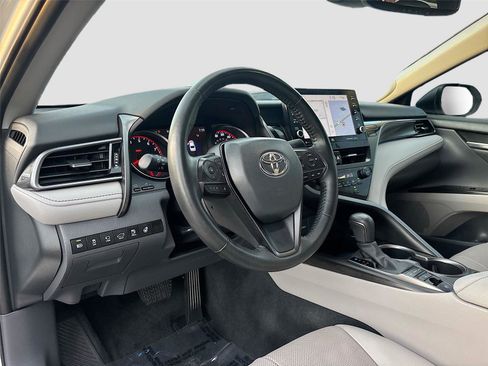 Used 2023 Toyota Camry XSE image 10