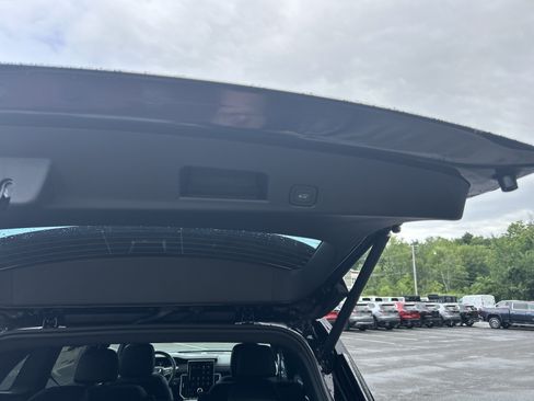 New 2026 GMC Acadia Elevation w/ Super Cruise Package FWD image 13
