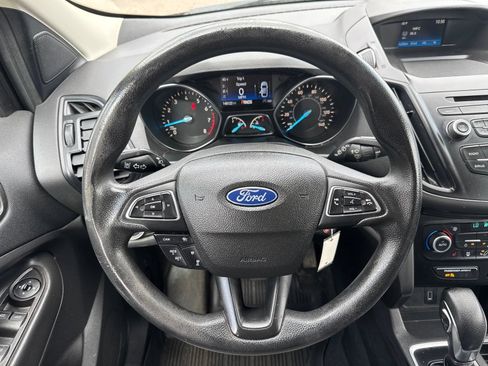 Used 2018 Ford Escape SE w/ Ford Safe & Smart Package AWD/4WD image 8
