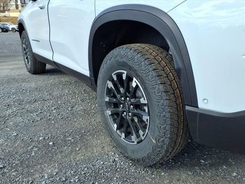 New 2026 Chevrolet Traverse Z71 w/ Enhanced Driving Package image 7