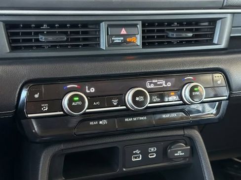 Certified 2023 Honda Pilot EX-L image 26