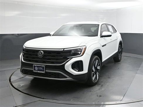 Certified 2024 Volkswagen Atlas Cross Sport SE image 30
