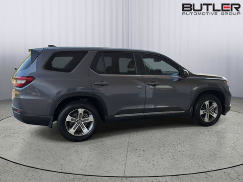 Used 2025 Honda Pilot EX-L image 7