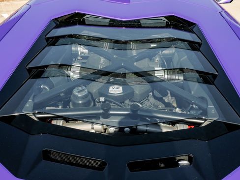 Used 2018 Lamborghini Aventador S AWD/4WD image 42