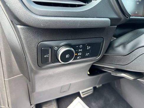 Certified 2024 Ford Escape ST-Line Select w/ Tech Pack #1 AWD/4WD image 8