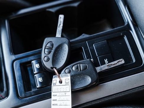 Used 2004 Pontiac GTO RWD image 74