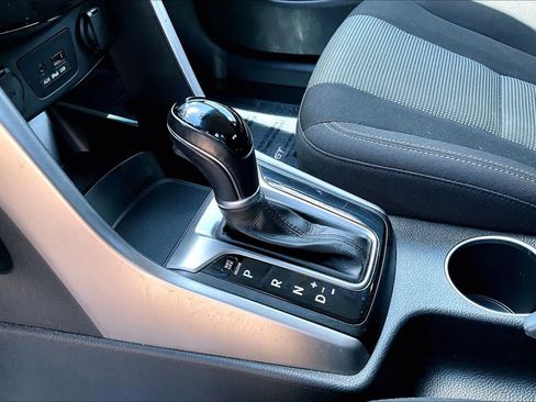 Used 2013 Hyundai Elantra GT w/ Touch & Go Pkg FWD image 16
