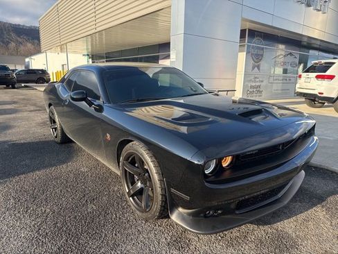 Used 2023 Dodge Challenger R/T Scat Pack image 8