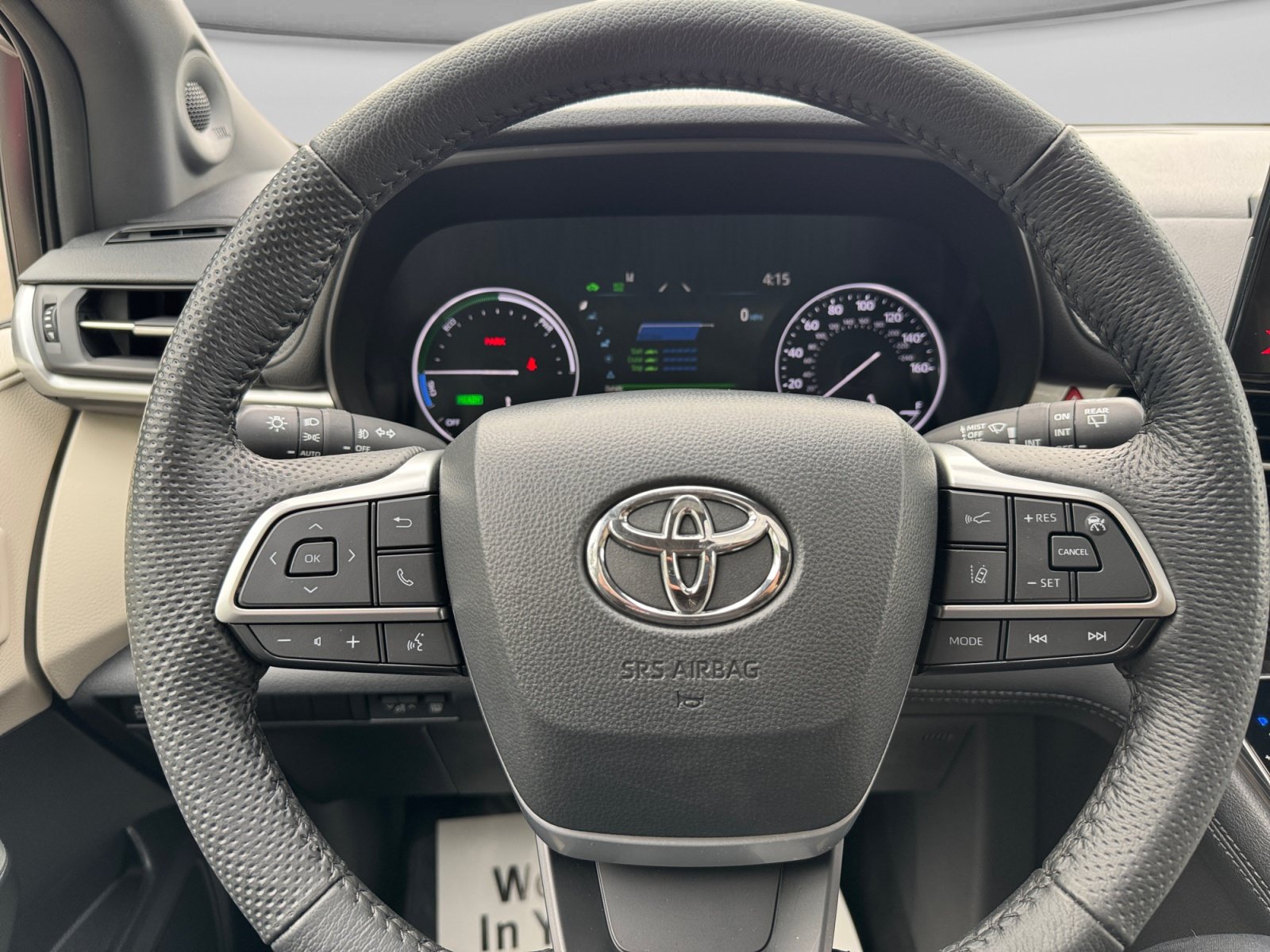 Used 2024 Toyota Sienna Limited AWD/4WD image 20