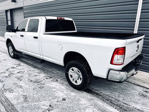 Used 2023 RAM 2500 Tradesman w/ Chrome Appearance Group image 23