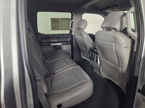 Used 2020 Ford F150 Lariat image 29