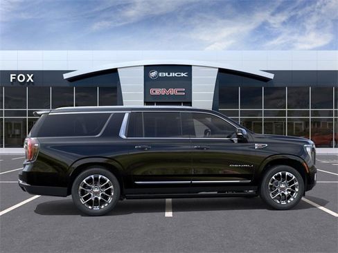 New 2026 GMC Yukon XL Denali w/ Sun & Power Step Package image 5