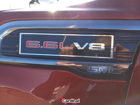 Used 2022 GMC Sierra 2500 AT4 w/ AT4 Premium Plus Package image 9