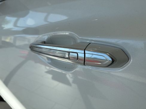 Used 2023 Cadillac XT5 Premium Luxury image 12