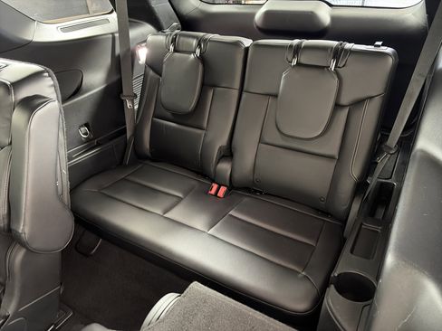 Used 2020 Ford Explorer ST w/ Premium Technology Package image 8