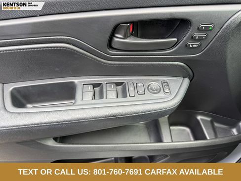 Used 2025 Honda Odyssey EX-L image 19