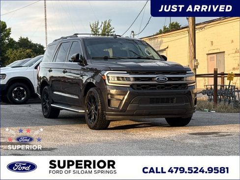 Used 2022 Ford Expedition XLT RWD image 1