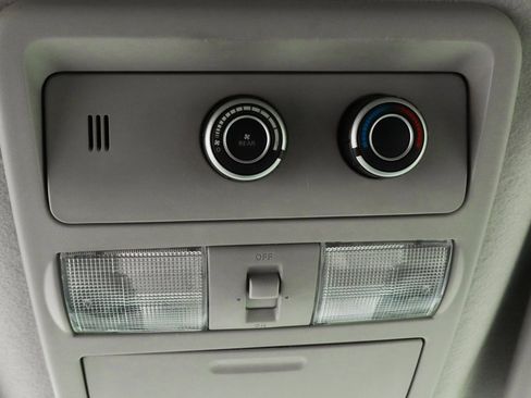 Used 2020 Nissan NV 3500 SL image 27