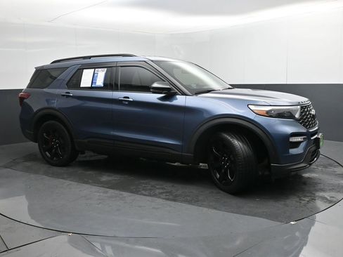 Used 2020 Ford Explorer ST w/ ST Street Pack image 7
