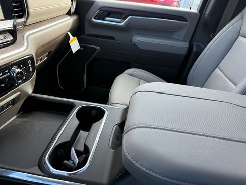 New 2026 GMC Sierra 2500 SLT w/ Max Trailering Package image 35