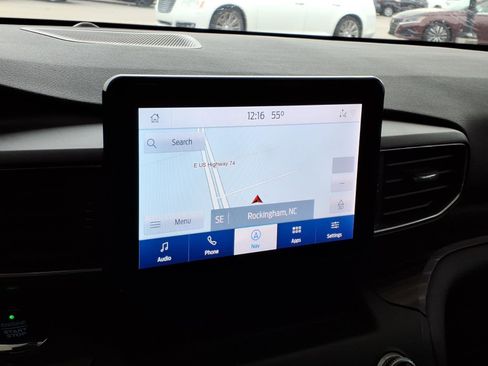 Used 2020 Ford Explorer Limited image 11