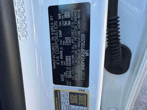 Used 2023 Kia Sportage EX image 10